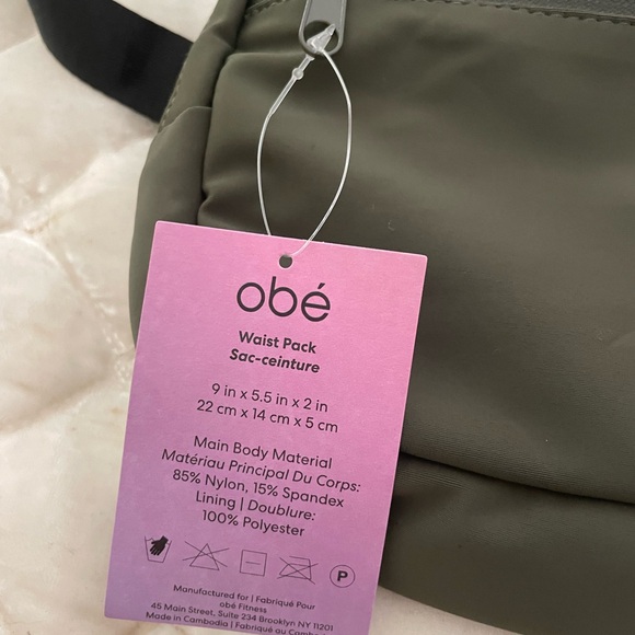 Obe fanny pack. NWT. color is olive green. Excellent condition. - Picture 3 of 6